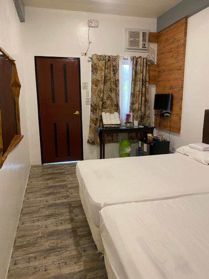 Floating Sanctuary Resort Powered By Cocotel Bulacan Zimmer foto